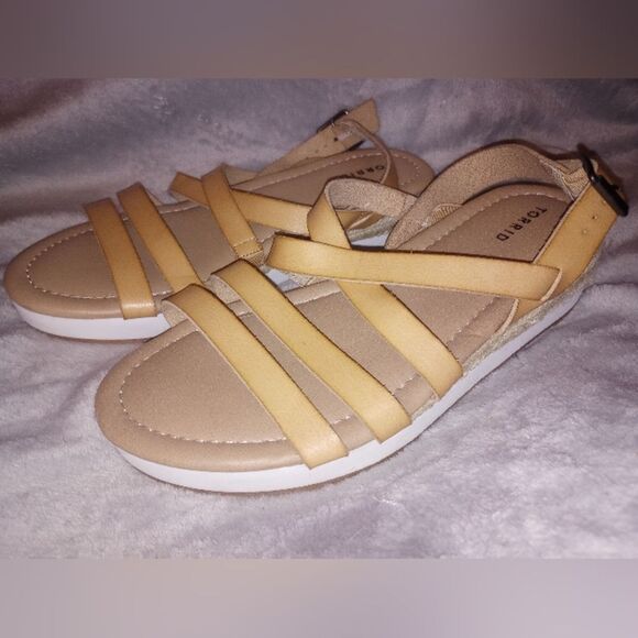 Torrid Tan Strappy Espadrille Sport Wedge Size 8 WW EUC - Picture 9 of 11